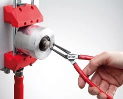 Wiha Pince à Circlips Classic Avec MagicTips® Pour Circlips Internes (alésages) En Blister 36975 J 0, 140 Mm -Pinces et ciseaux Soldes pince a circlips classic avec magictipsr pour circlips internes alesages en blister 36975 j 0 140 mm 2