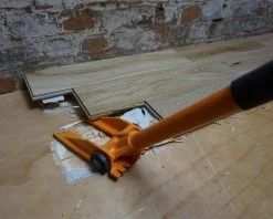 Gutster Arrache-clous Tire-clou 1.5m Avec Roues -Pinces et ciseaux Soldes tire clou 1 5m avec roues 5